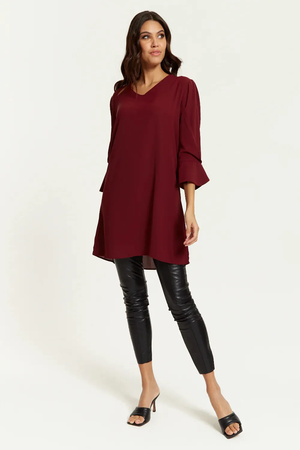 Hoxton Gal Oversized Detailed Sleeves V Neck Tunic