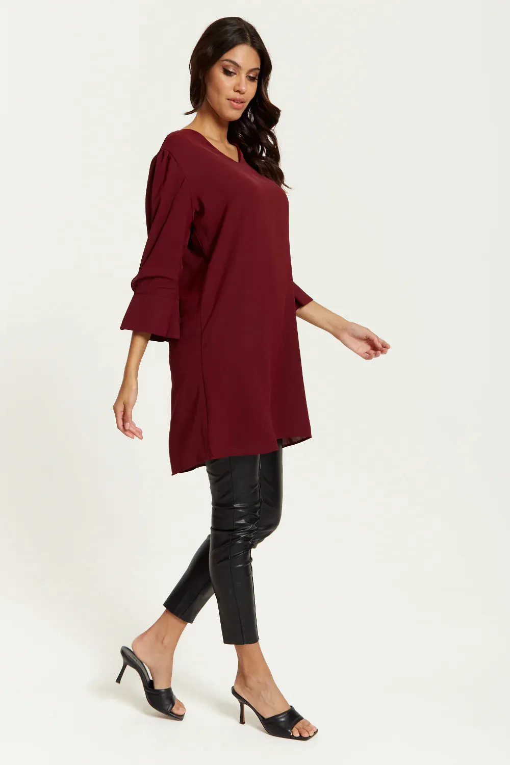 Hoxton Gal Oversized Detailed Sleeves V Neck Tunic